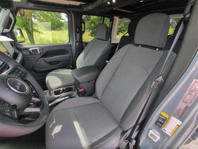 Photo of 2025 Anvil Clearcoat Jeep Wrangler 4xe