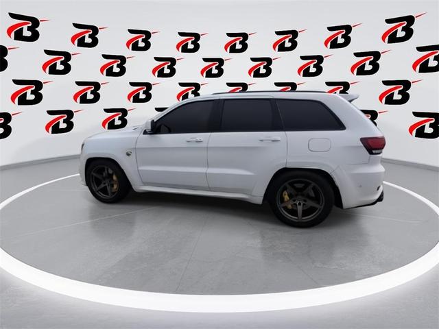 Photo of 2018 Bright White Clearcoat Jeep Grand Cherokee