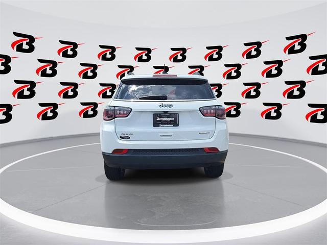 Photo of 2022 Bright White Clearcoat Jeep Compass