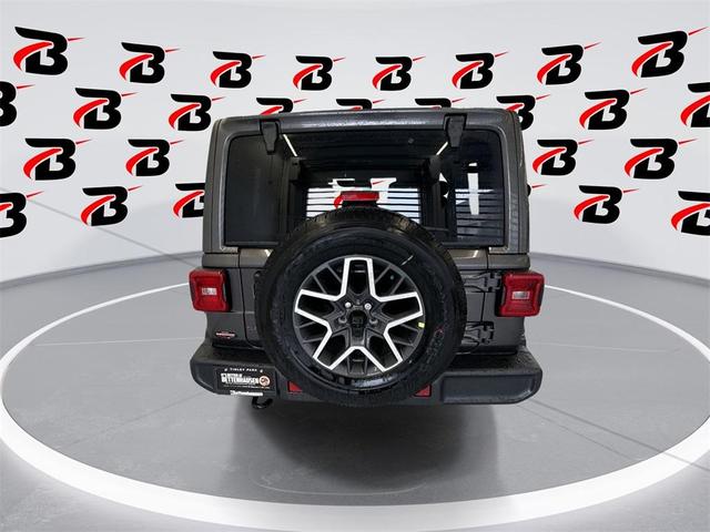 Photo of 2025 Granite Crystal Clearcoat Metallic Jeep Wrangler