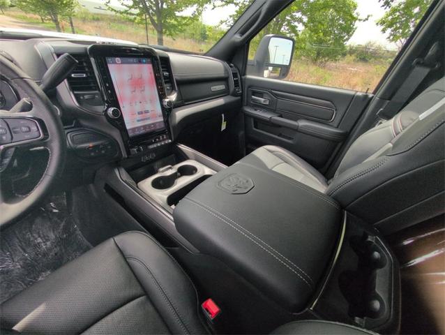 Photo of 2025 Bright White Clearcoat RAM 2500