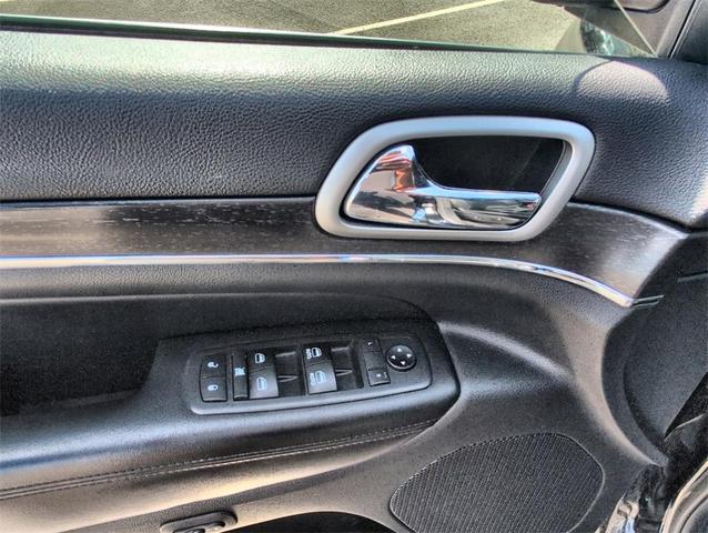 Photo of 2018 Diamond Black Jeep Grand Cherokee
