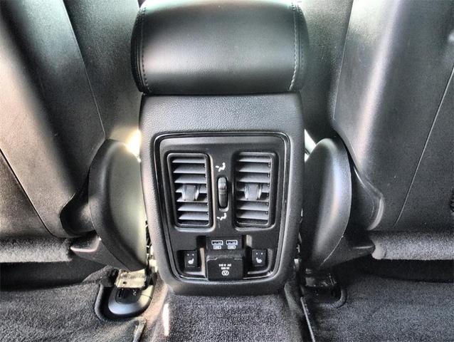 Photo of 2018 Diamond Black Jeep Grand Cherokee