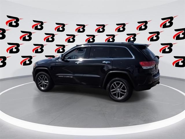 Photo of 2018 Diamond Black Jeep Grand Cherokee