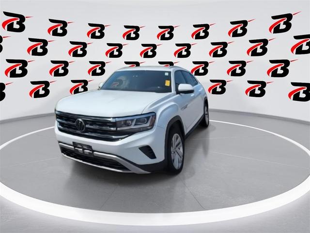 Photo of 2020 Pure White Volkswagen Atlas Cross Sport