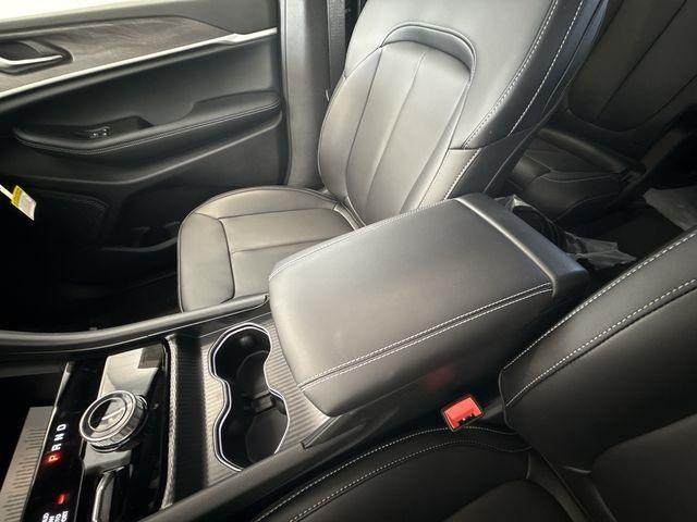 Photo of 2025 Silver Zynith Jeep Grand Cherokee L