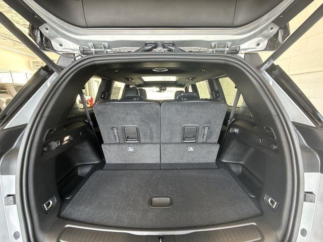 Photo of 2025 Silver Zynith Jeep Grand Cherokee L