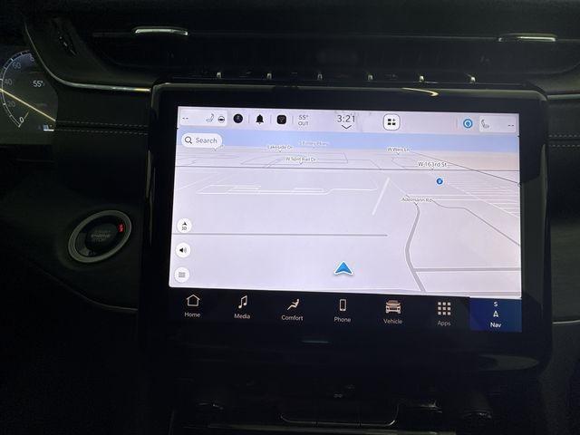 Photo of 2025 Silver Zynith Jeep Grand Cherokee L
