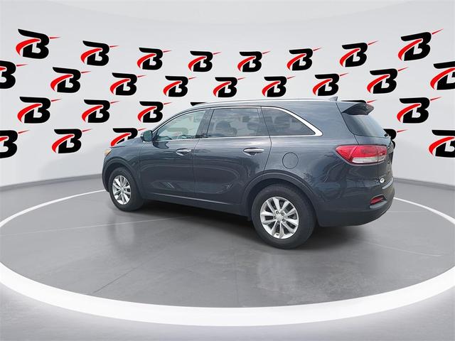 Photo of 2018 Platinum Graphite Kia Sorento