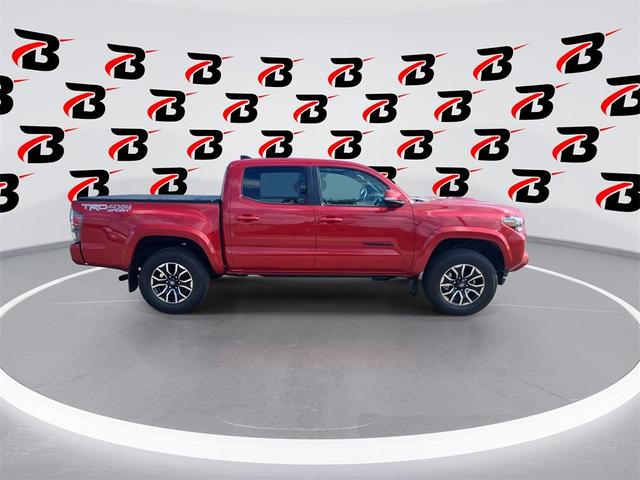 Photo of 2022 Barcelona Red Metallic Toyota Tacoma