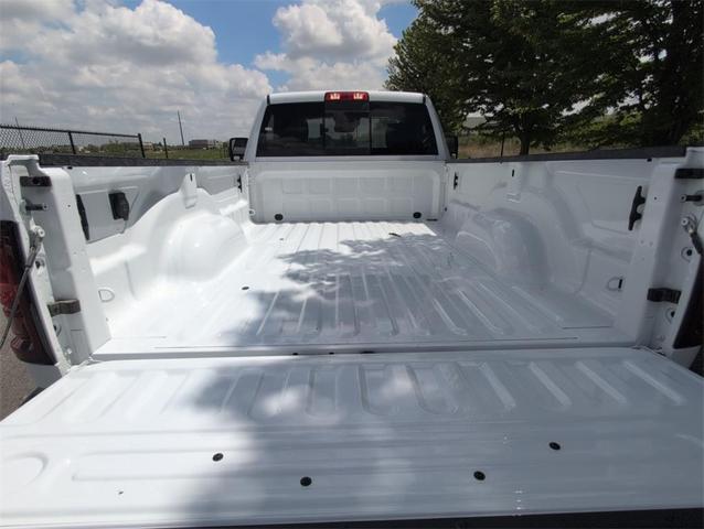 Photo of 2025 Bright White Clearcoat RAM 2500