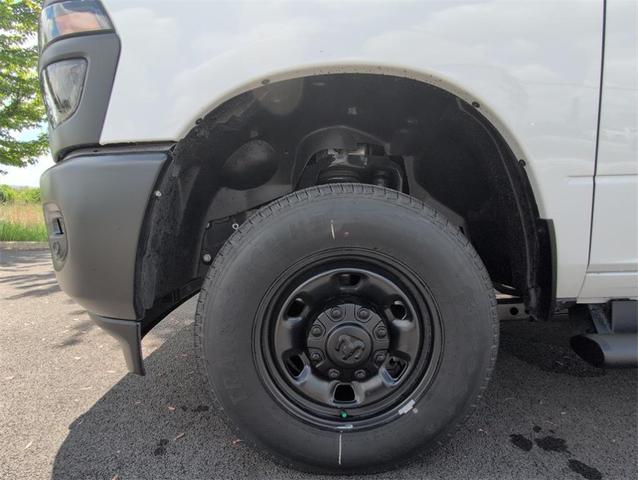 Photo of 2025 Bright White Clearcoat RAM 2500