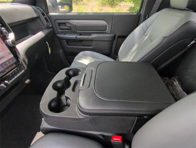 Photo of 2025 Bright White Clearcoat RAM 2500