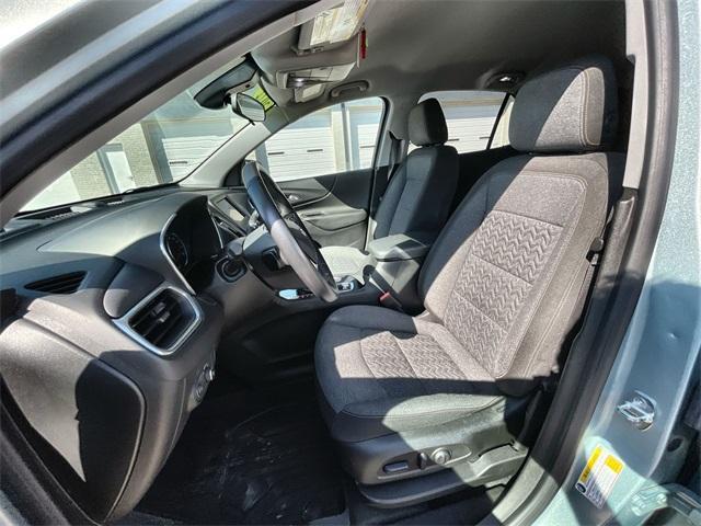Photo of 2022 Seaglass Blue Metallic Chevrolet Equinox