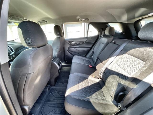 Photo of 2022 Seaglass Blue Metallic Chevrolet Equinox