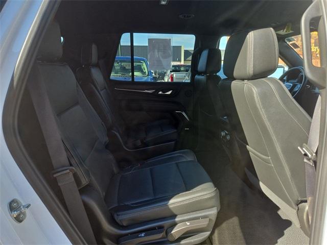 Photo of 2023 Summit White GMC Yukon