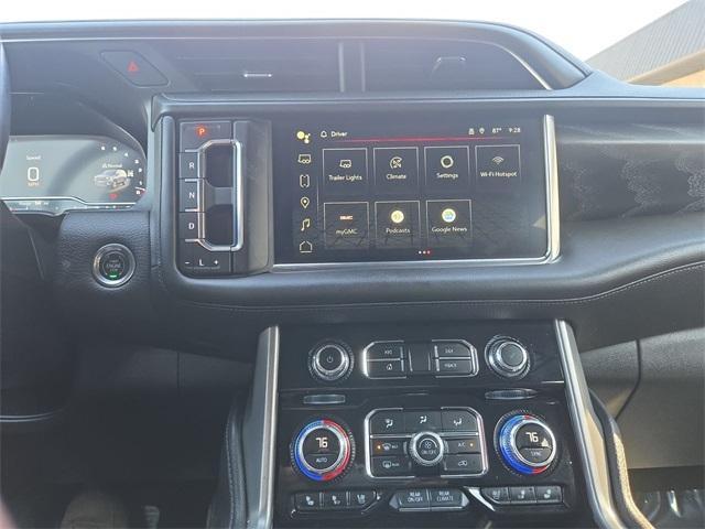 Photo of 2023 Summit White GMC Yukon