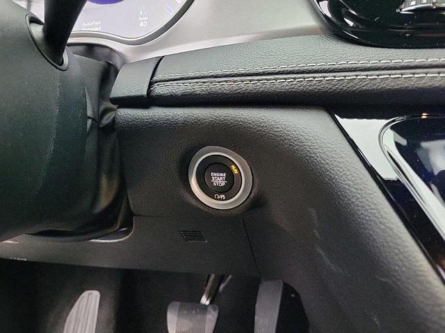 Photo of 2025 Diamond Black Chrysler Pacifica Hybrid