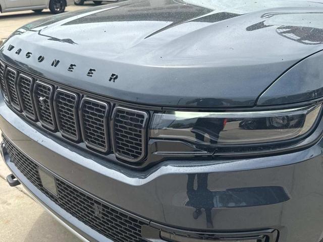 Photo of 2025 Riverrock Green Jeep Wagoneer