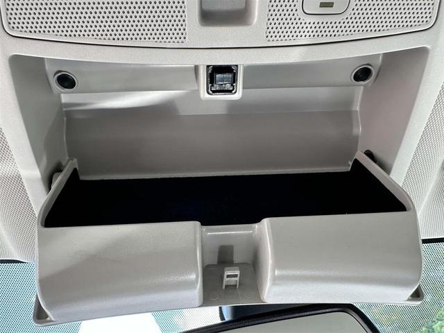 Photo of 2021 Pure White INFINITI Q50