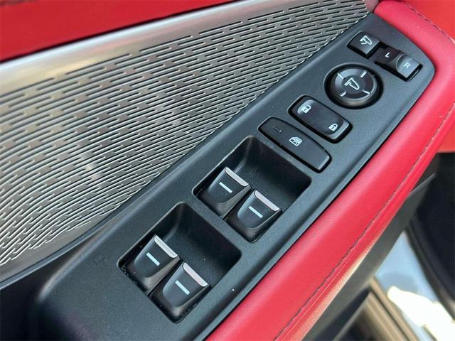 Photo of 2024 Liquid Carbon Metallic Acura MDX