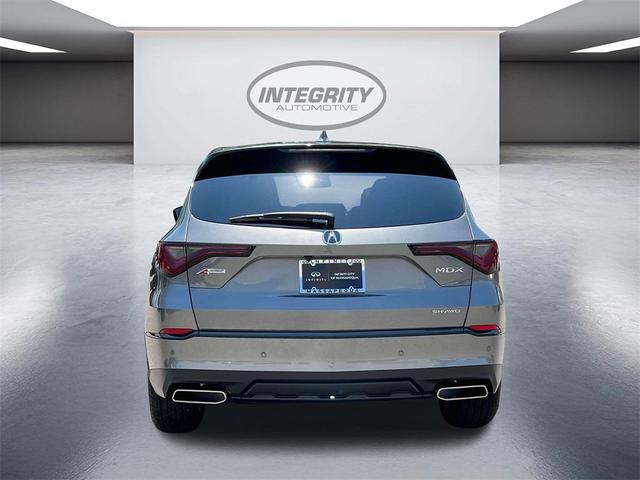 Photo of 2024 Liquid Carbon Metallic Acura MDX