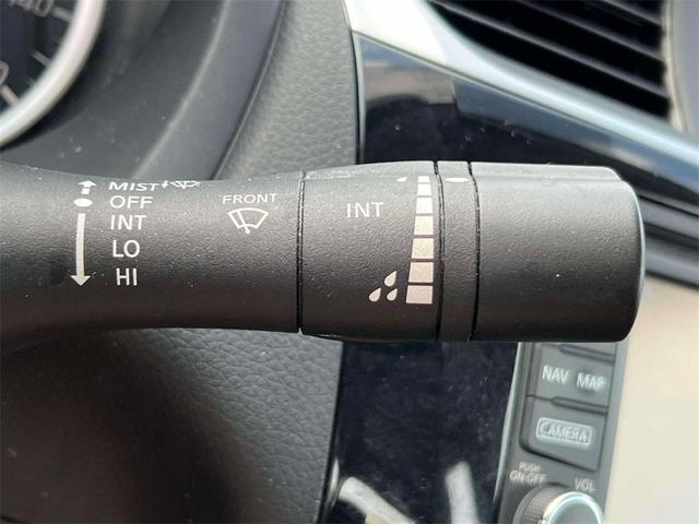 Photo of 2018 Gun Metallic Nissan Sentra