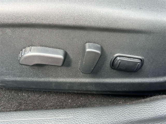 Photo of 2018 Gun Metallic Nissan Sentra