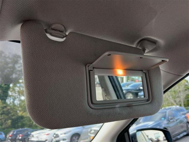 Photo of 2018 Gun Metallic Nissan Sentra