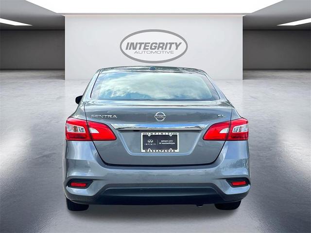 Photo of 2018 Gun Metallic Nissan Sentra