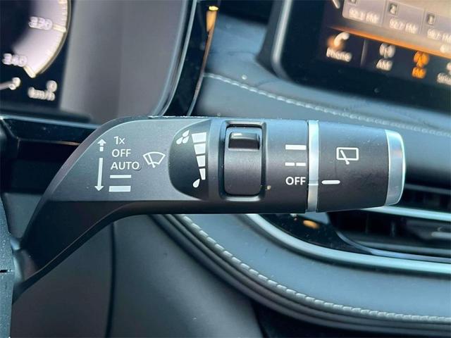 Photo of 2022 Deep Bordeaux INFINITI QX60