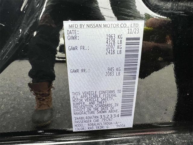 Photo of 2024 Black Nissan Altima