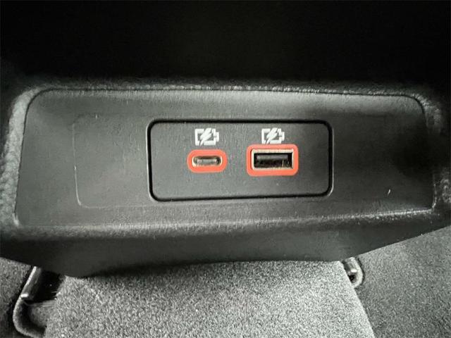 Photo of 2024 Black Nissan Altima