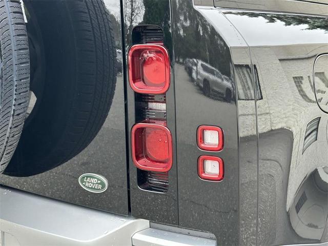 Photo of 2023 Santorini Black Land Rover Defender