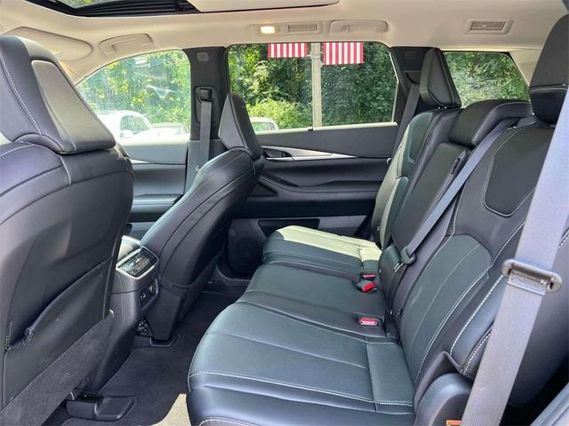 Photo of 2024 Graphite Shadow INFINITI QX60