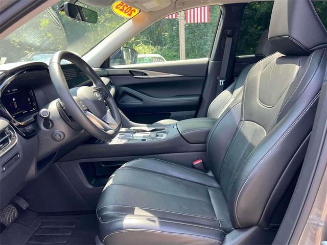 Photo of 2024 Graphite Shadow INFINITI QX60
