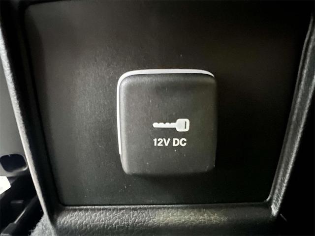 Photo of 2024 Bright White Clearcoat Jeep Compass