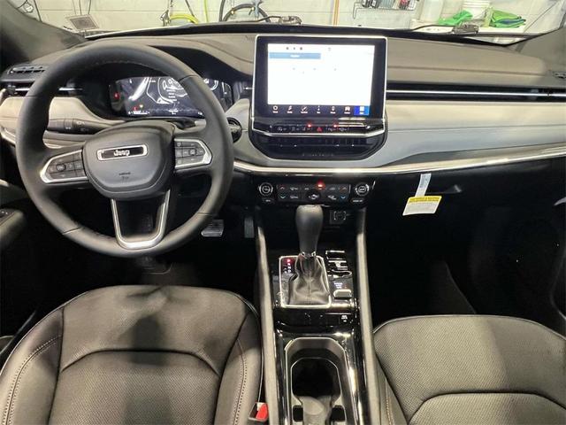 Photo of 2024 Bright White Clearcoat Jeep Compass