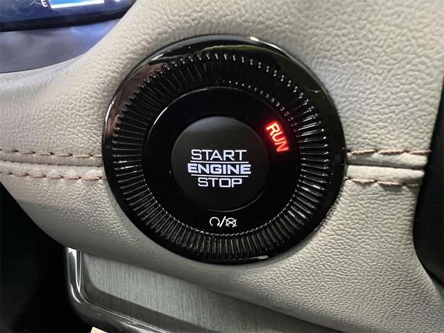 Photo of 2024 Bright White Clearcoat Jeep Compass