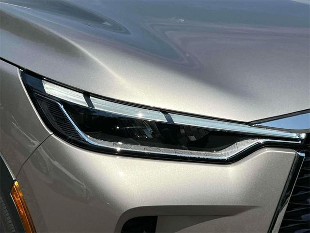 Photo of 2025 Warm Titanium INFINITI QX60