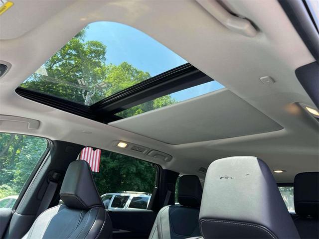 Photo of 2025 Warm Titanium INFINITI QX60