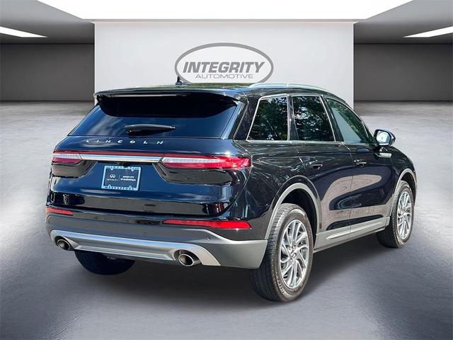 Photo of 2022 Infinite Black Metallic Lincoln Corsair