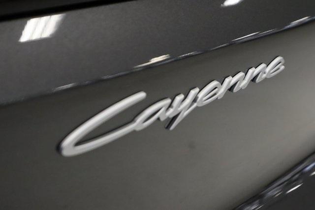 Photo of 2025 Gray Metallic Porsche Cayenne
