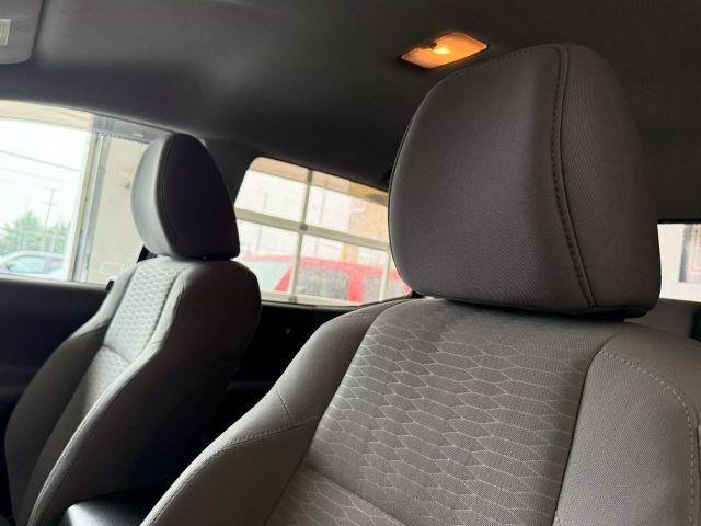 Photo of 2018 White Toyota Tacoma