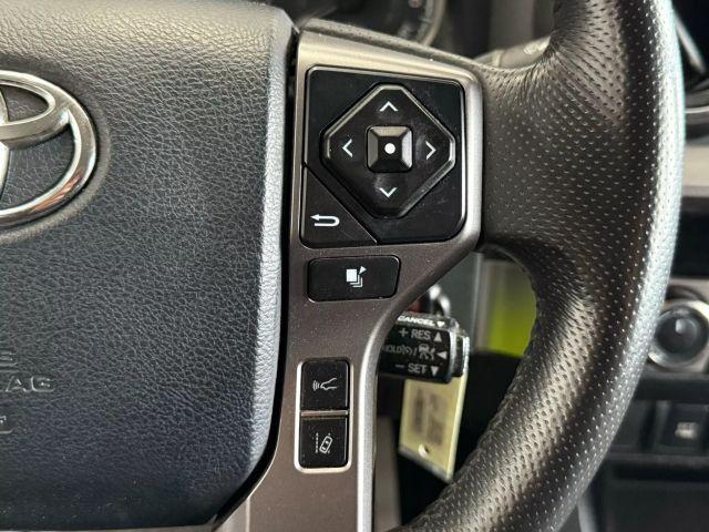 Photo of 2018 White Toyota Tacoma