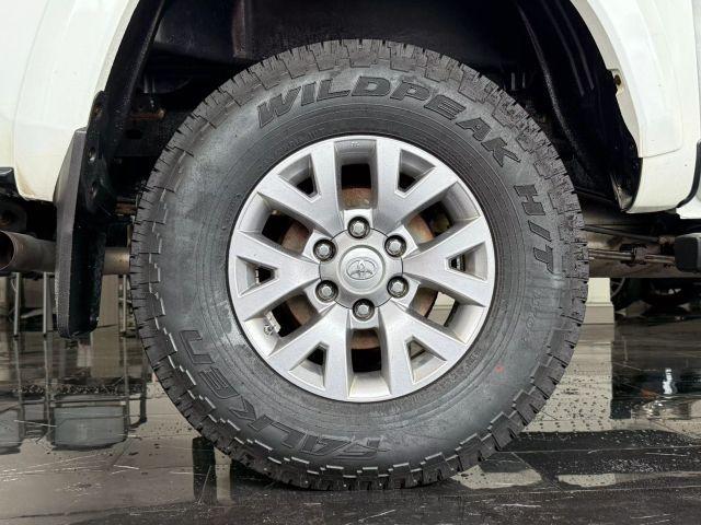 Photo of 2018 White Toyota Tacoma