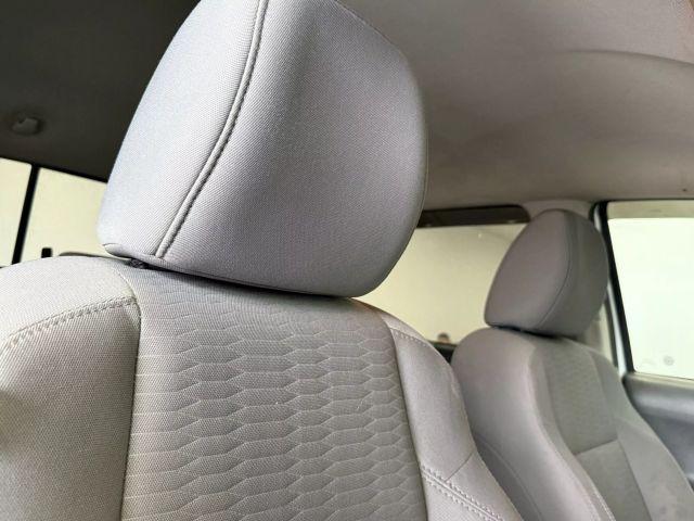Photo of 2018 White Toyota Tacoma