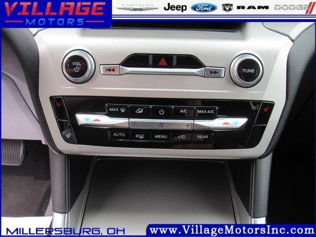 Photo of 2022 Gray Ford Explorer