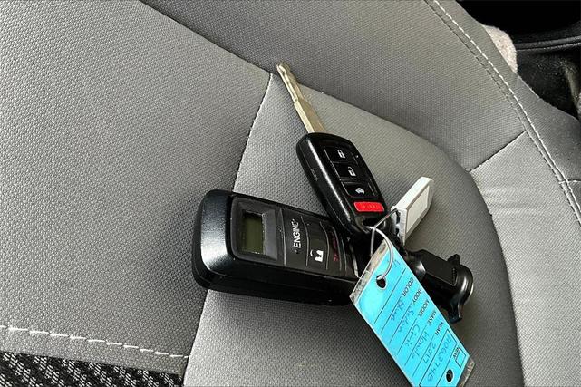 Photo of 2017 Modern Steel Metallic Honda Civic