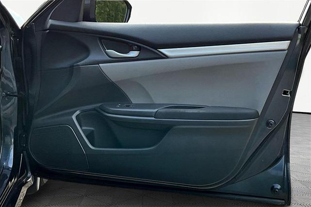 Photo of 2017 Modern Steel Metallic Honda Civic